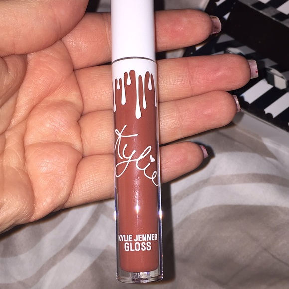 Kylie Cosmetics Cinnamon Gloss (from Spice set) - Picture 3 of 3